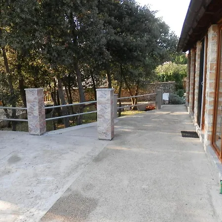 Guest house Tiho 2*