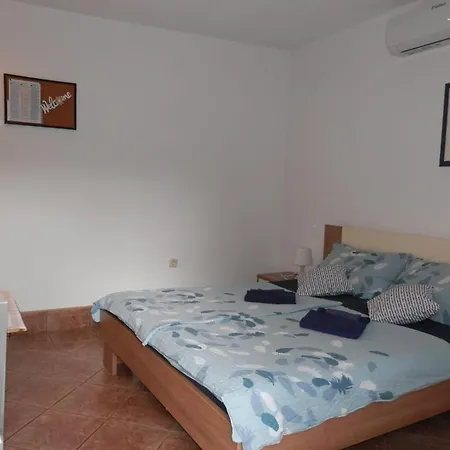 Vendégház Tiho