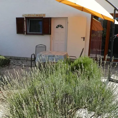 Tiho Guest house
