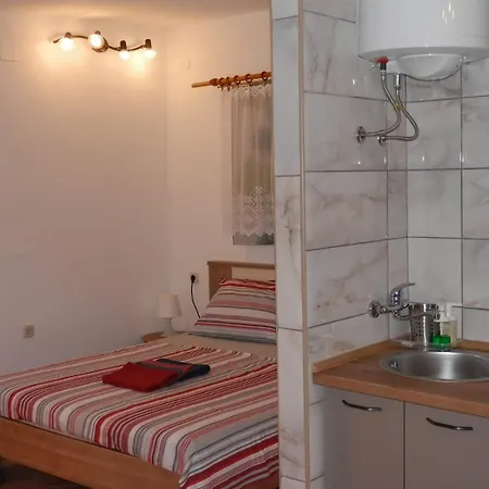 Vendégház Tiho Silba