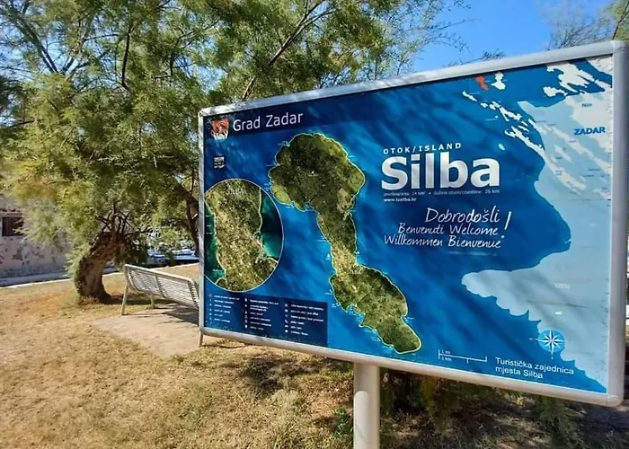 Tiho Gæstehus 2*