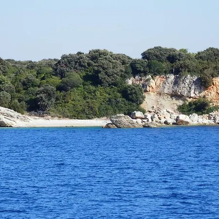 Tiho Gostinjska kuća